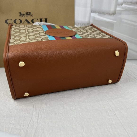 NWT Coach C5793 Dempsey Tote 40 In Signature Jacquard With Stripe And Patch - Picture 10 of 13